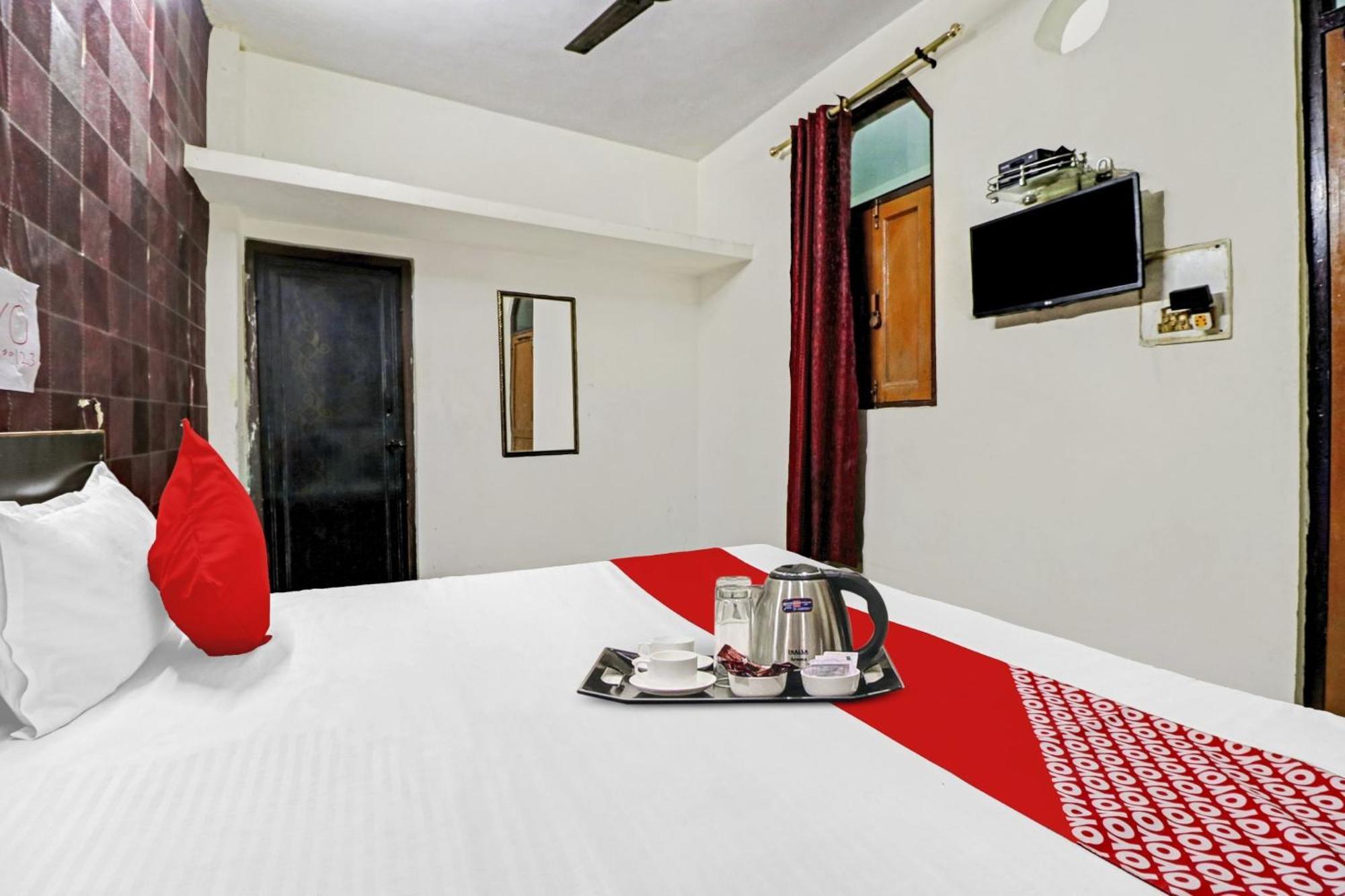 Lion Home Stay Nuova Delhi Esterno foto