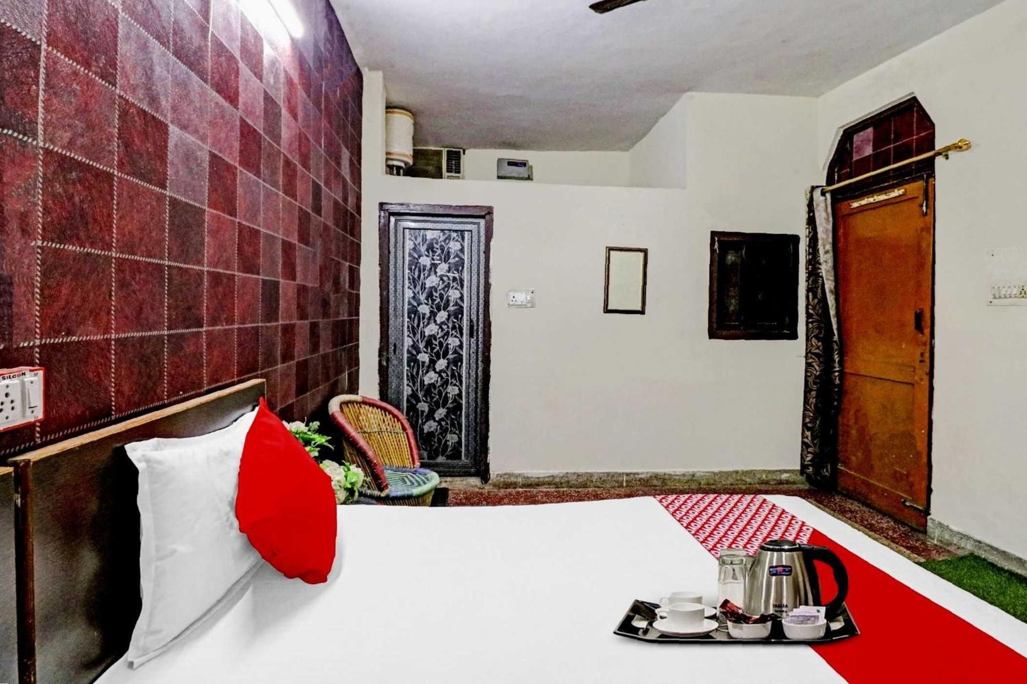 Lion Home Stay Nuova Delhi Esterno foto